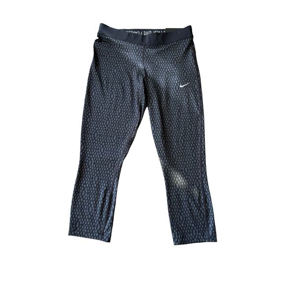Nike Leggings Relay Dri-fit Womens Medium Black Gray Running Gym Activewear‎ NWT - Picture 1 of 9